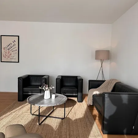 Stylish Oasis Near Frankfurt With Sauna And Sunny Garden, 2 Bedrooms *