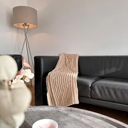 Appartamento Stylish Oasis Near Frankfurt With Sauna And Sunny Garden, 2 Bedrooms *