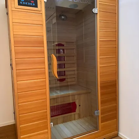 Stylish Oasis Near Frankfurt With Sauna And Sunny Garden, 2 Bedrooms *